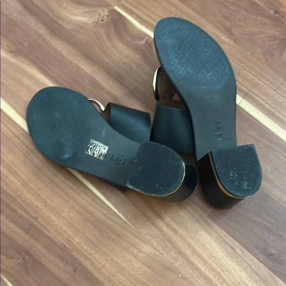 Tory Burch Black Sandals with Gold Accents - Picture 5 of 8